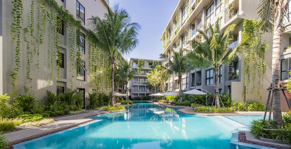 Diamond Condominium 12