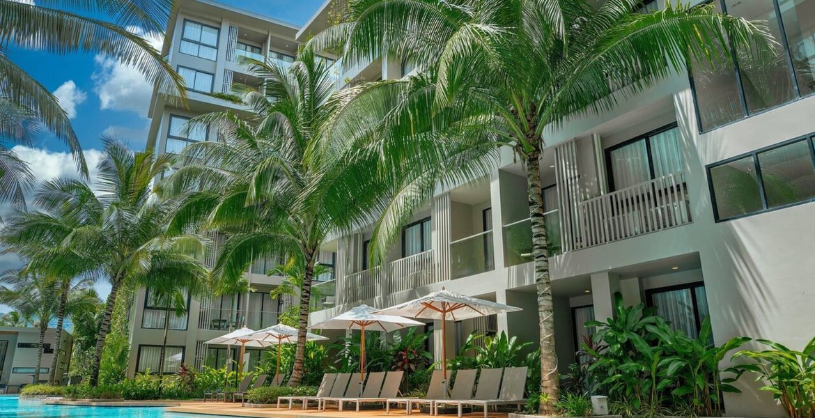 Diamond Condominium 13