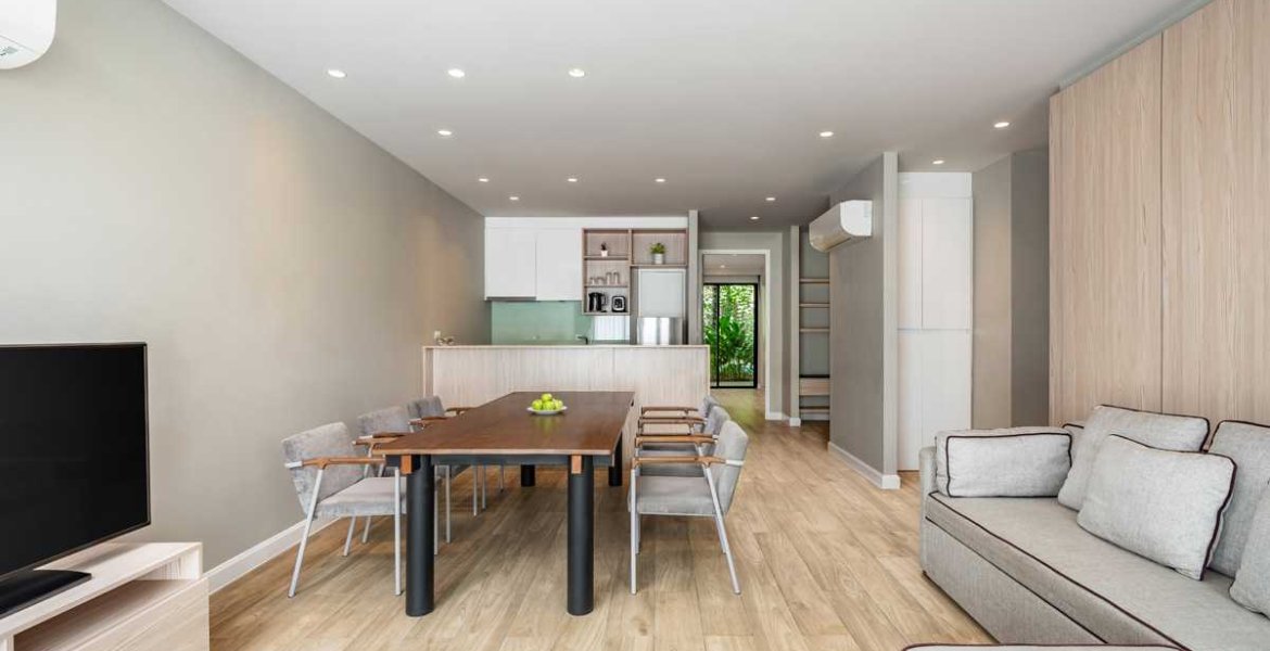 Diamond Condominium 26