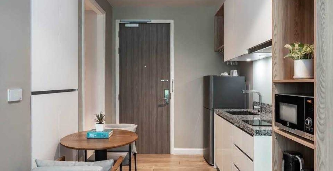 Diamond Condominium 15