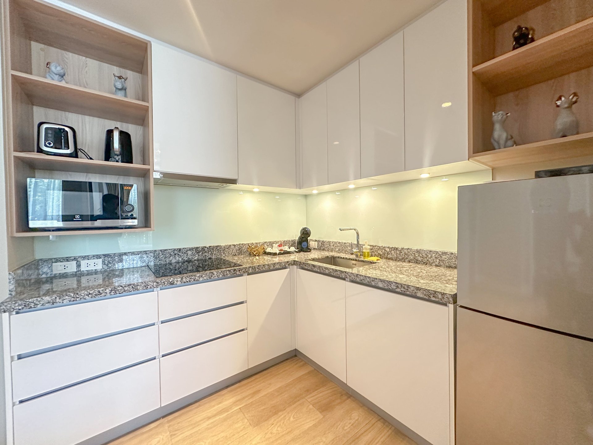 2 bedrooms Condominium in Diamond Condominium No. 11022